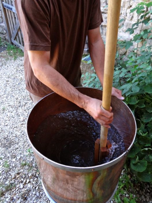 Wooden paddle for hand stirring